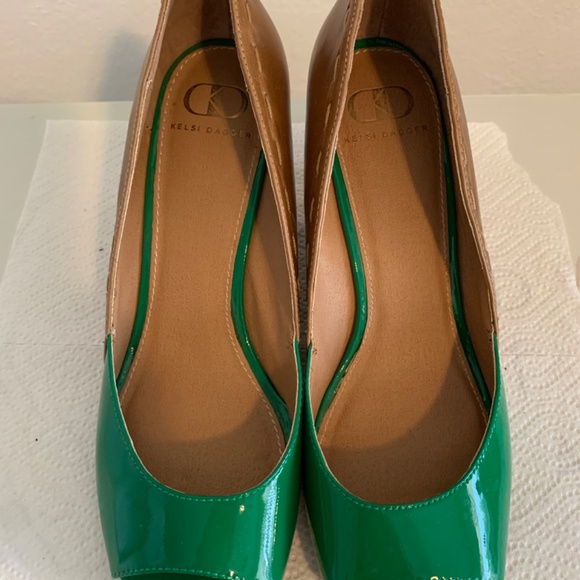 Kelsi Dagger Green and Brown Wedge Shoes with Peep-Toe Design - Picture 9 of 10